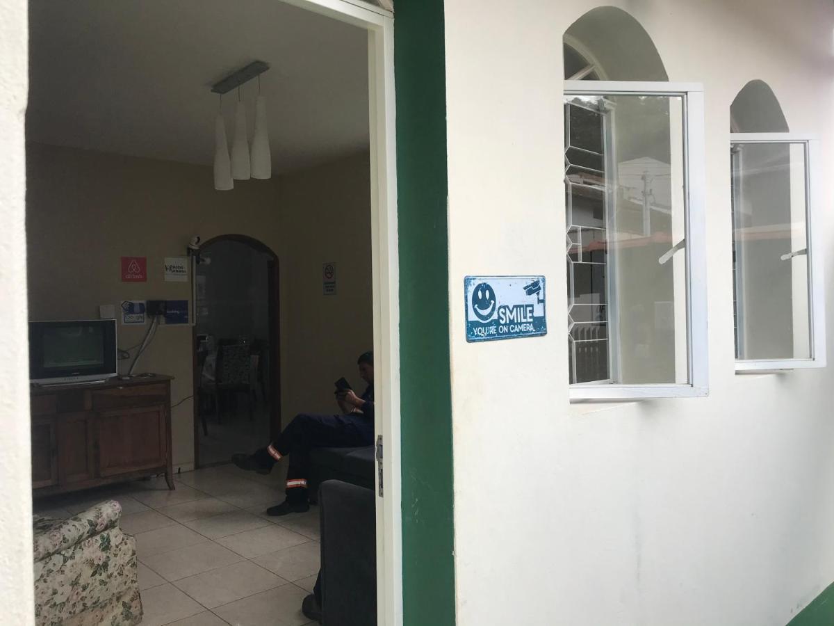 Hostel Office- Hospedagem Climatizada Quartos E Apartamentos Privativos إكستريما المظهر الخارجي الصورة