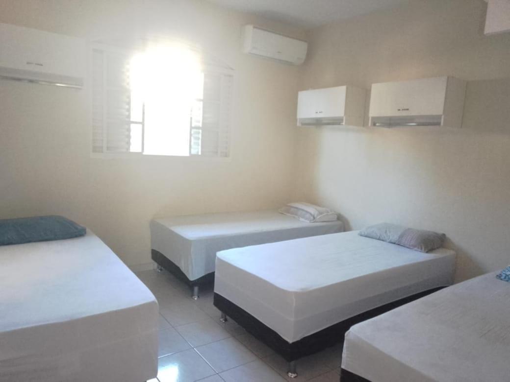 Hostel Office- Hospedagem Climatizada Quartos E Apartamentos Privativos إكستريما المظهر الخارجي الصورة