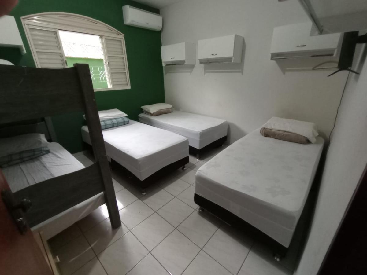 Hostel Office- Hospedagem Climatizada Quartos E Apartamentos Privativos إكستريما المظهر الخارجي الصورة
